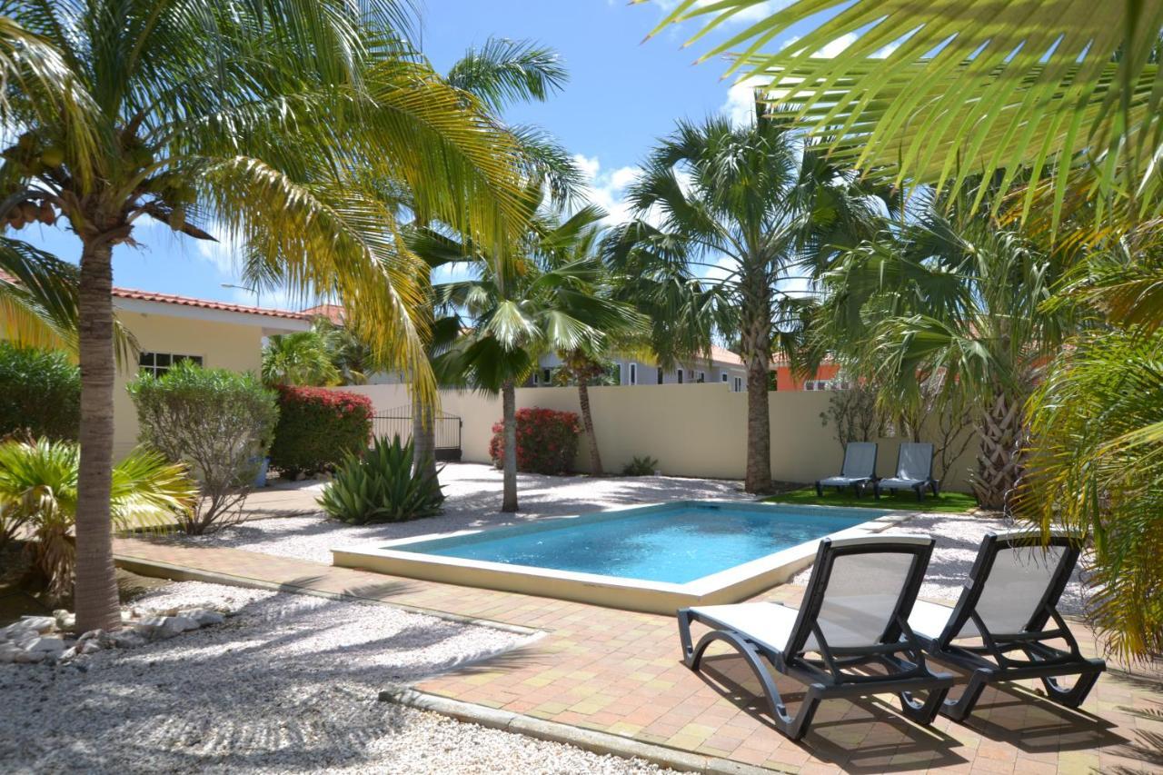 Relex Villa With Private Pool Willemstad Exterior foto